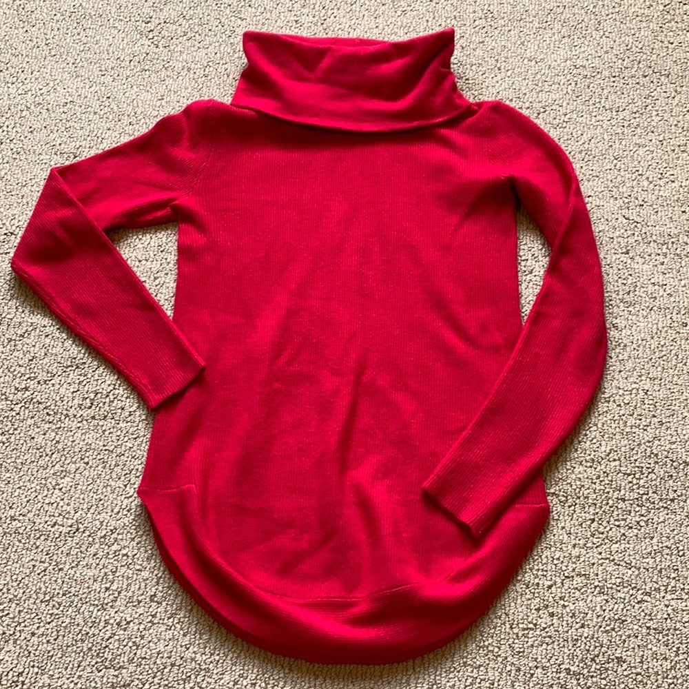 Cyrus brand Cherry Red cowl neck sweater size xs
